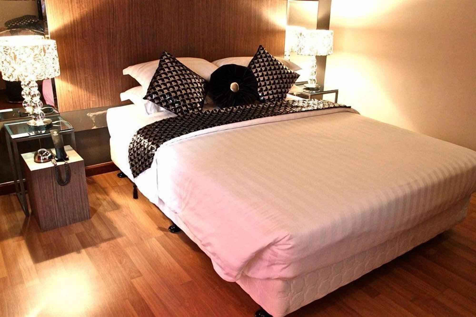 Arenaa Deluxe Hotel Malacca Kültér fotó