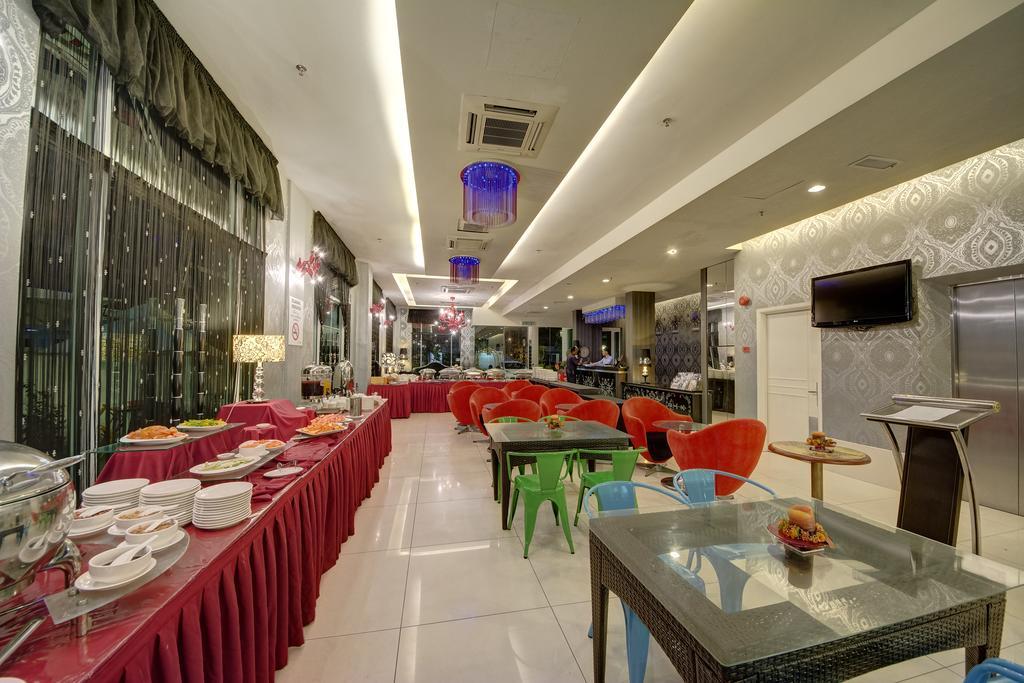 Arenaa Deluxe Hotel Malacca Kültér fotó