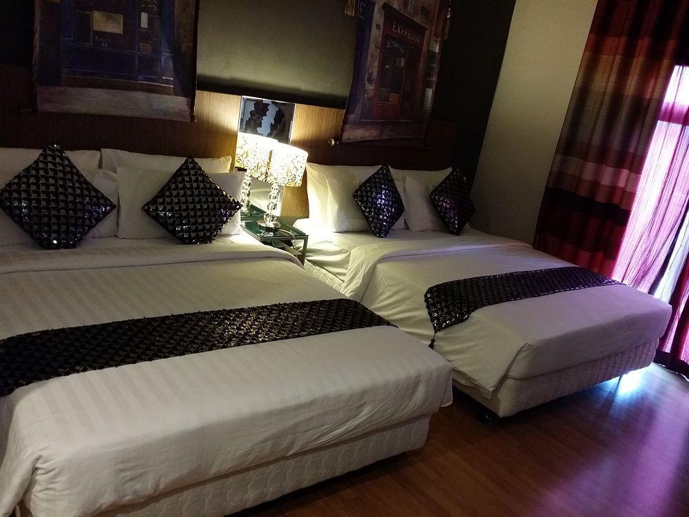 Arenaa Deluxe Hotel Malacca Kültér fotó