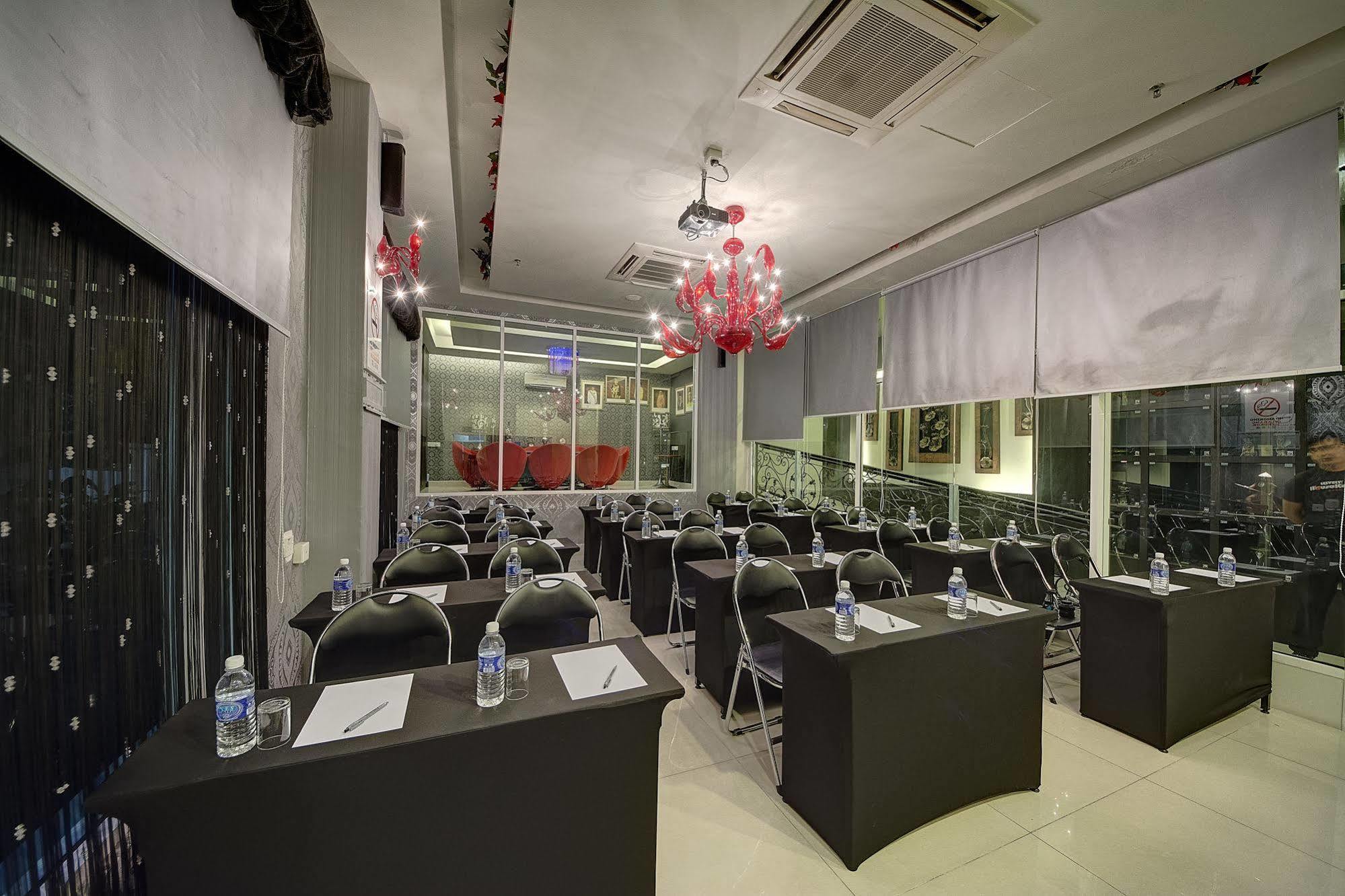 Arenaa Deluxe Hotel Malacca Kültér fotó